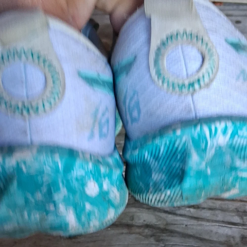 ASICS Mens's Noosa Tri White and Aqua Athletic Shoes - Picture 12 of 14